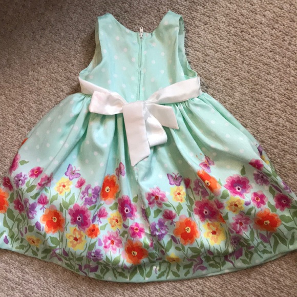 Precious Girls dress! 💘 - Picture 4 of 5